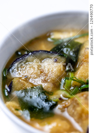 炒味茄子配味噌湯 炒味茄子配味噌湯 126490770