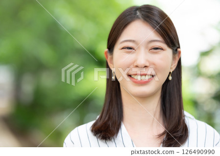 女性肖像清新綠色 女性肖像清新綠色 126490990