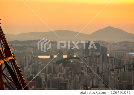 Urban sprawl cityscape of Seoul, capital of South Korea 126491071