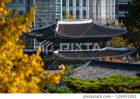 Changdeokgung palace of the Joseon dynasty in Seoul, South Korea Changdeokgung palace of the Joseon dynasty in Seoul, South Korea 126491881
