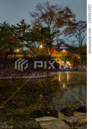 Garden of Deoksugung royal palace of Joseon dynasty in Seoul South Korea at night Garden of Deoksugung royal palace of Joseon dynasty in Seoul South Korea at night 126491897