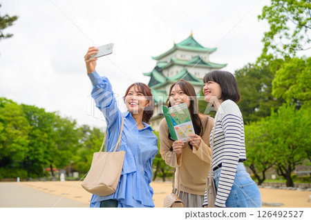 Portrait of a woman traveling 126492527