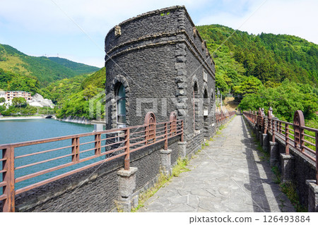 Kawachi Dam and Kawachi Reservoir 126493884