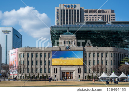 Huge banner calling for peace in Ukraine on Seoul City Hall building in Seoul, South Korea Huge banner calling for peace in Ukraine on Seoul City Hall building in Seoul, South Korea 126494463
