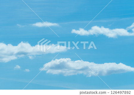 藍天白雲的簡單風景 藍天白雲的簡單風景 126497892