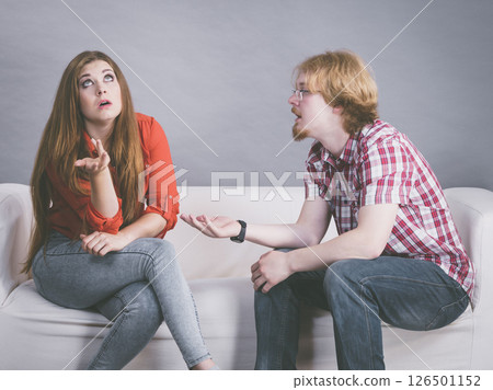 Man and woman having fight 126501152