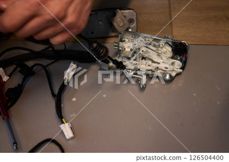 Maintenance of Electronic Devices Utilizing Specialized Cleaning Spray for Optimal Performance 126504400