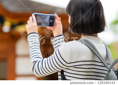 旅行的女人的肖像 126506143