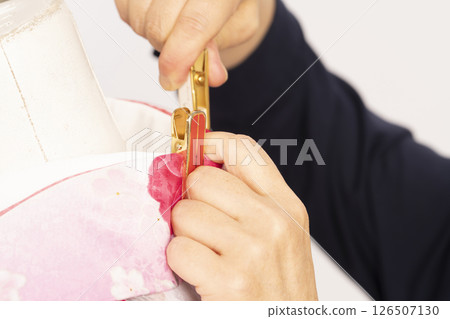 The process of putting on women's hakama Graduation hakama The process of putting on women's hakama Graduation hakama 126507130