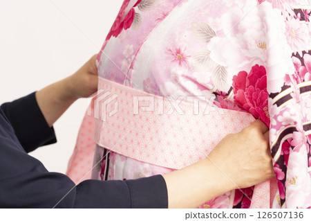 穿上女性袴的過程 畢業袴 穿上女性袴的過程 畢業袴 126507136