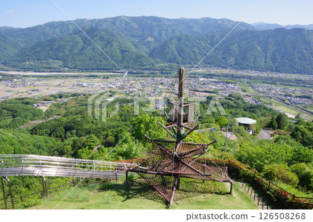 從德島縣三好市健康交流之林眺望美濃町 從德島縣三好市健康交流之林眺望美濃町 126508268