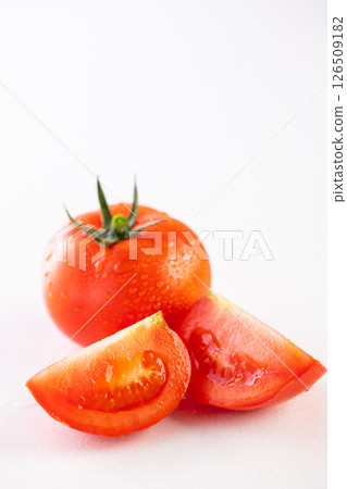 Freshly picked tomatoes 126509182