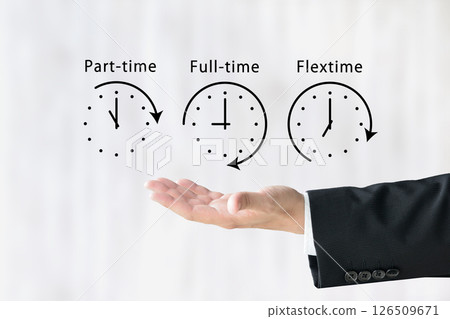 商人的手舉著代表各種工作時間的時鐘圖標 126509671