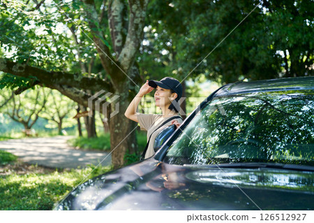 一個女人下車 126512927