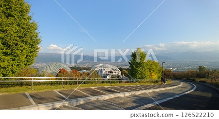 笛吹川水果公園：從樓梯和圓頂看到的景色 126522210