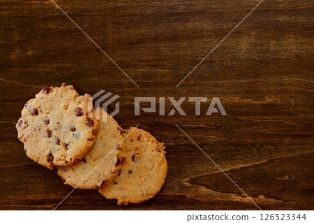 Chocolate chip cookies on a table background viewed from above 126523344
