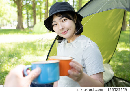 Beautiful Japanese women 126523559