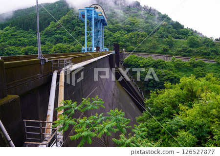 Ichifusa Dam (Minakami Village, Kumamoto Prefecture) 126527877