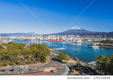 Tagonoura Port in Fuji City and Mount Fuji (Shizuoka Prefecture) 126528646