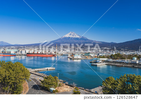 Tagonoura Port in Fuji City and Mount Fuji (Shizuoka Prefecture) Tagonoura Port in Fuji City and Mount Fuji (Shizuoka Prefecture) 126528647