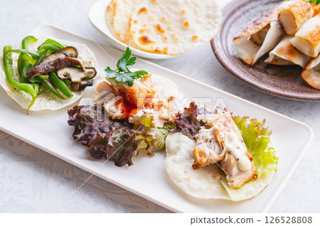 Easy Gyoza Skin Canapes 126528808