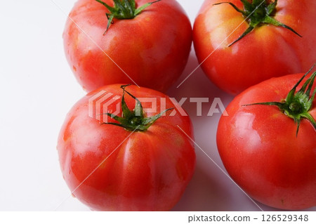 Ripe tomatoes Ripe tomatoes 126529348