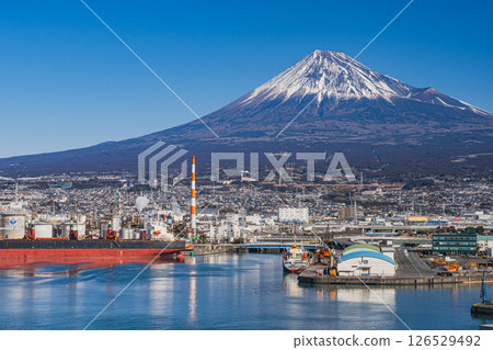 富士市田子浦港和富士山（靜岡縣） 126529492