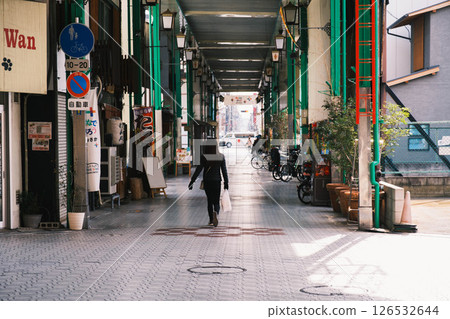 【堺山口商店街】復古商店街風景 【堺山口商店街】復古商店街風景 126532644