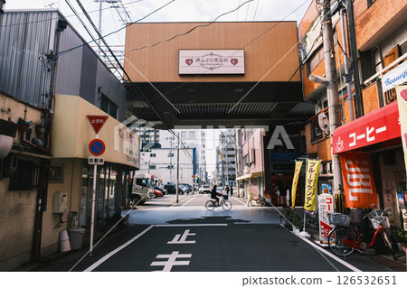 【堺山口商店街】復古商店街風景 【堺山口商店街】復古商店街風景 126532651