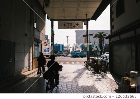 【堺山口商店街】復古商店街風景 126532665