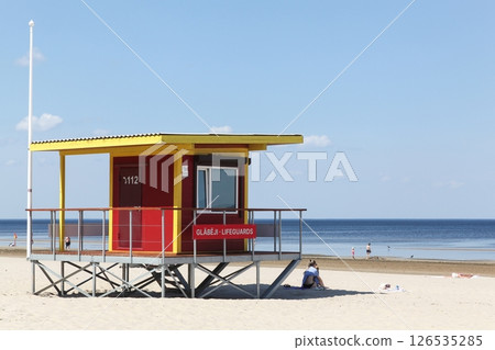 beach, sea, lifeguard 126535285