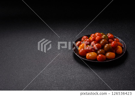 Tomatoes of different colors as a vegetable meal Tomatoes of different colors as a vegetable meal 126536423