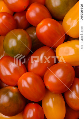 Tomatoes of different colors as a vegetable meal Tomatoes of different colors as a vegetable meal 126536456