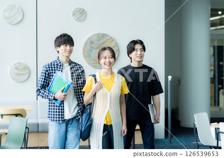 大學生步行 大學生步行 126539653