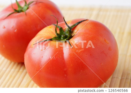 Ripe tomatoes Ripe tomatoes 126540566