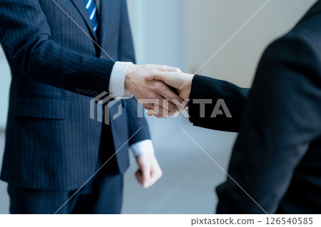 Businessman shaking hands Businessman shaking hands 126540585
