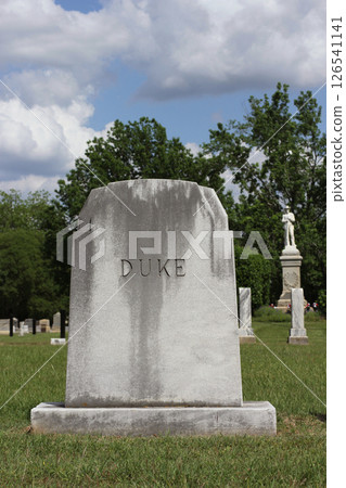 Duke on Headstone Imperialism Death Concept Duke on Headstone Imperialism Death Concept 126541141