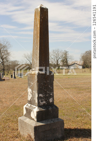 Broken Headstone in Rural East Texas Cemetery 126541191