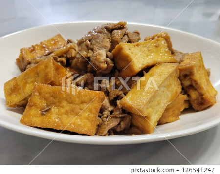 豬肉和炸豆腐的組合 126541242