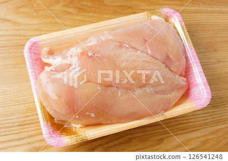 Chicken breast block from Kochi Prefecture 126541248