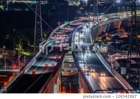<Shizuoka Prefecture> Night view of the Shin-Tomei Expressway <Shizuoka Prefecture> Night view of the Shin-Tomei Expressway 126542887