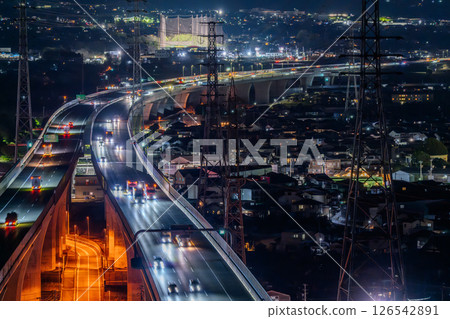 <Shizuoka Prefecture> Night view of the Shin-Tomei Expressway <Shizuoka Prefecture> Night view of the Shin-Tomei Expressway 126542891