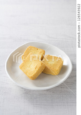 Pineapple cake Pineapple cake 126543922
