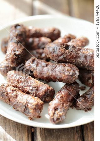 厚實的雙層黑糖花林糖 126544426