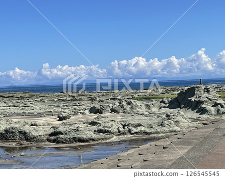 藍天和海岸 藍天和海岸 126545545