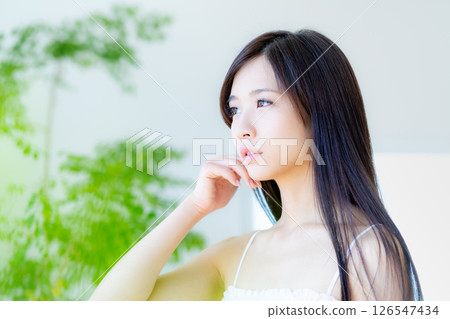 年輕女子的美麗形象 年輕女子的美麗形象 126547434