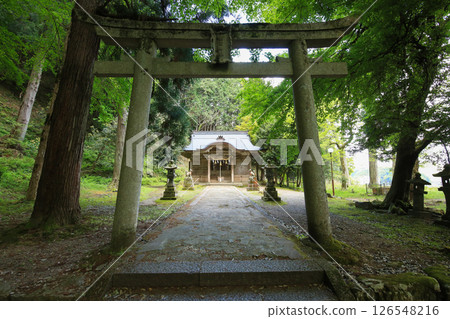 Entrance to Arikoyama Inari Shrine, Katsuoka City, Hyogo Prefecture Entrance to Arikoyama Inari Shrine, Katsuoka City, Hyogo Prefecture 126548216