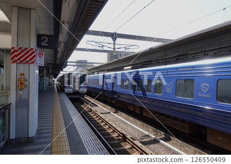 JR九州仙境特快Sonic 883號 大分站 2025.05 JR九州仙境特快Sonic 883號 大分站 2025.05 126550409