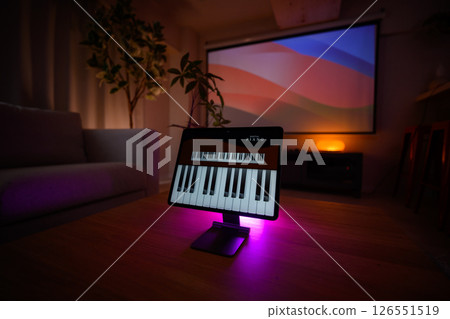 房間裡的場景 126551519