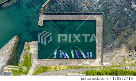 Aerial view of the small fishing port of Nojimazaki, Minamiboso City (Chiba Prefecture) Aerial view of the small fishing port of Nojimazaki, Minamiboso City (Chiba Prefecture) 126552719